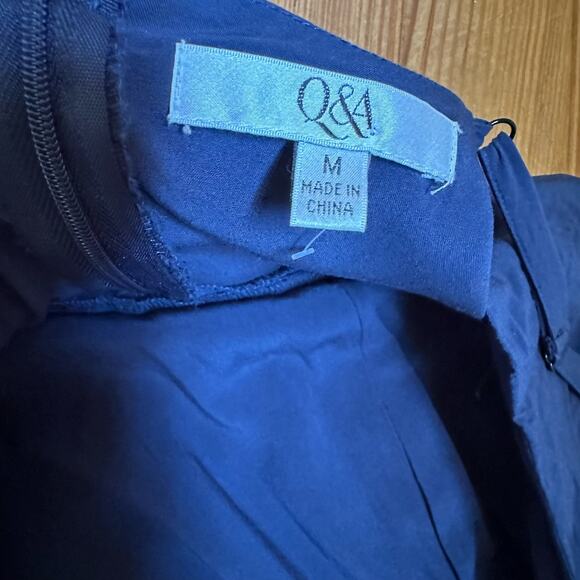 Q&A navy floral embroidery wide leg tank jumpsuit SIZE M - Picture 3 of 5